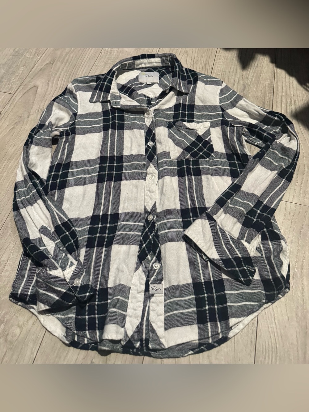 Rails WoMen’s Black & White Plaid Button-Down Shirt